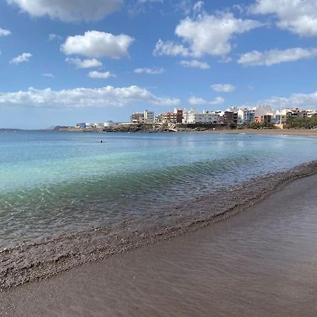 Beachfront Apartment Incl Highspeed Wifi Melenara Exterior photo