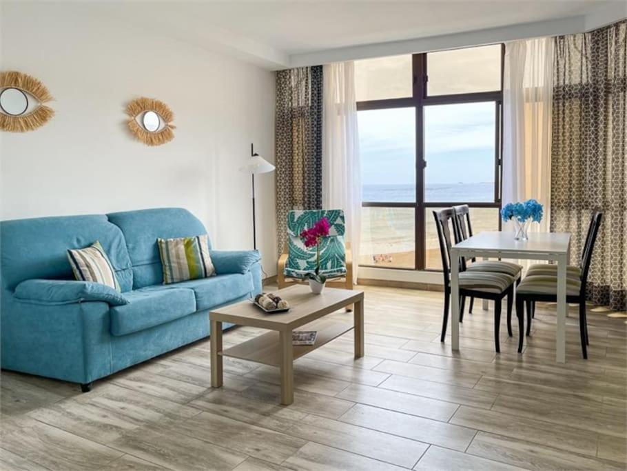 Beachfront Apartment Incl Highspeed Wifi Melenara Exterior photo